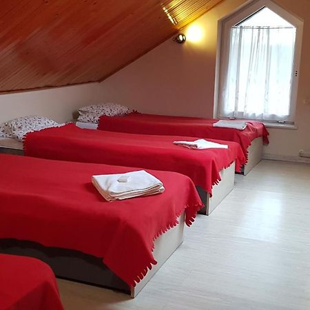 Bed and Breakfast Pensjon Polska à Poznań Extérieur photo